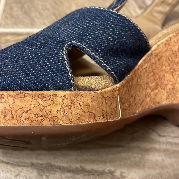 Clarks Denim Wedge Sandal - Picture 7 of 7